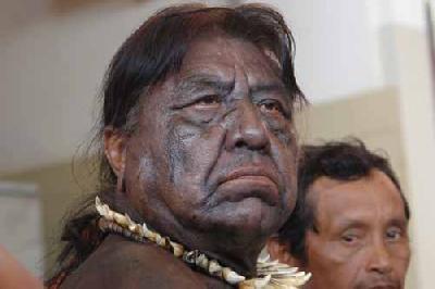 Brazilian anti-dam campaigner sacked - MEGARON TXUCARRAMAE loses job as co-ordinator for indigenous protection service