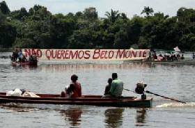 BELO MONTE : la communauté en passe d'être inondée célèbre la “dernière messe” dans la Grande Boucle du Xingu