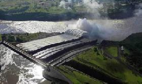 Brasil requerirá de otras tres represas Itaipú para 2021