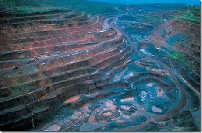 Dossier : barrage de BELO MONTE en Amazonie br&eacute;silienne : un moyen de viabiliser d&eacute;finitivement les activit&eacute;s mini&egrave;res en terres indig&egrave;nes