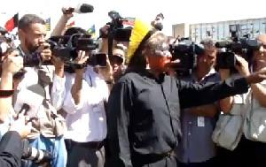 Raoni et les Indiens d’Amazonie répondent à Dilma Rousseff !