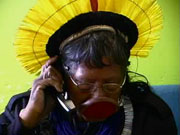 Raoni chez les Inuits Raoni chez les Inuits